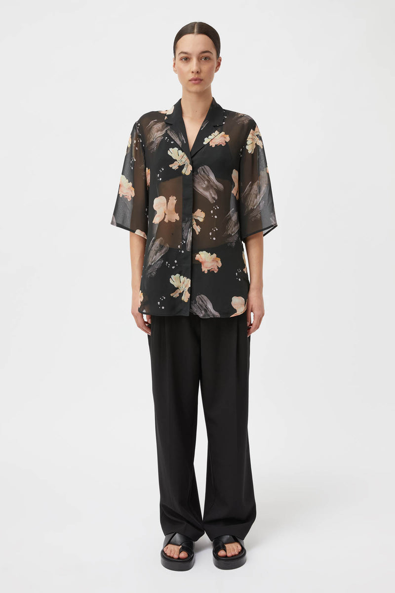 Leda Short Sleeve Shirt in Leda Print - CAMILLA AND MARC® Official C&M