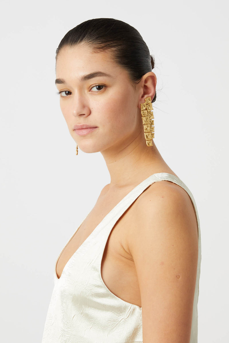 Leo Earrings in Gold - CAMILLA AND MARC® C&M